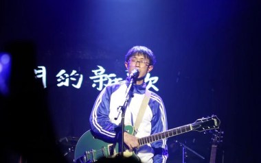 《旧情人我是时间的新欢吉他谱》尧十三_G调_吉他弹唱教学