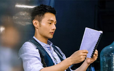 《爸爸妈妈吉他谱》李荣浩_G调原版六线谱_弹唱教学视频