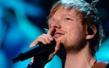 《Shape Of You吉他谱》Ed Sheeran_D调弹唱谱_高清六线谱