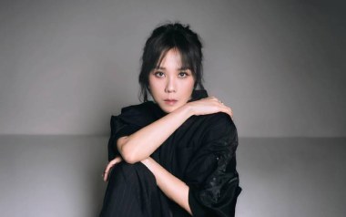 《越来越不懂吉他谱》蔡健雅_B调拍弦版弹唱谱_高清六线谱