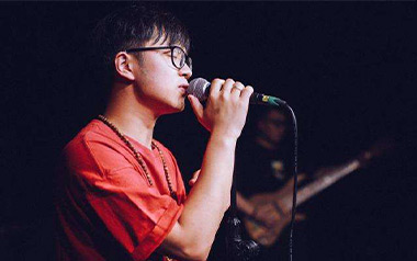 《和你吉他谱》余佳运_C调原版弹唱六线谱_高清图片谱
