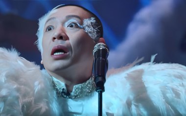 《疯狂的外星人吉他谱》二手玫瑰_G调原版弹唱谱_高清六线谱