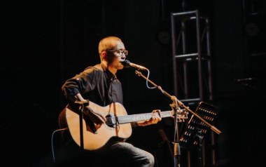 《逝年指弹吉他谱》夏小虎_原版指弹六线谱_吉他独奏谱