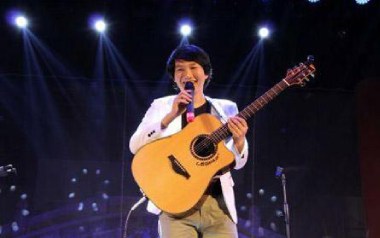 《真夏的果实指弹谱》卢家宏_原版指弹六线谱_吉他独奏谱