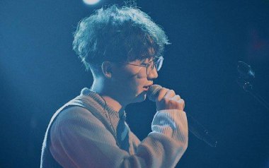 《白羊吉他谱》徐秉龙/沈以诚_D调弹唱六线谱_高清图片谱