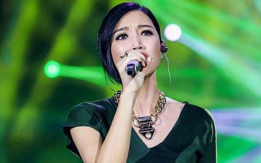 《给我一个理由忘记吉他谱》A-Lin黄丽玲_G调弹唱谱_高清六线谱