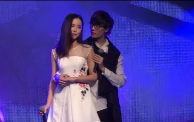 《冰柜吉他谱》许嵩/黄龄_C调弹唱六线谱_高清图片谱