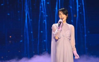 《明月几时有吉他谱》王菲_C调弹唱六线谱_高清图片谱