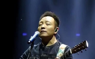 《执着吉他谱》许巍_G调扫弦版弹唱六线谱_高清图片谱