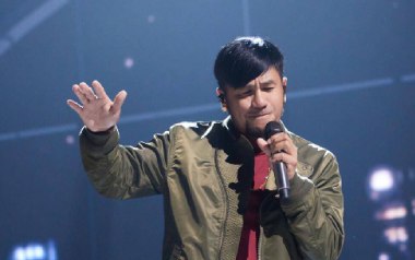 《路口吉他谱》张震岳_A调原版弹唱六线谱_高清图片谱