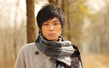 《过期爱情吉他谱》雨宗林_C调原版弹唱六线谱_高清图片谱