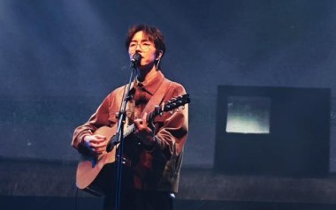 《多嘴吉他谱》陈鸿宇_C调原版弹唱六线谱_高清图片谱