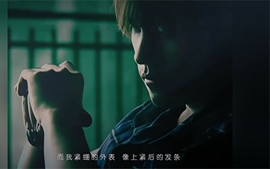 《她的睫毛吉他谱》周杰伦_C调原版六线谱_弹唱教学视频