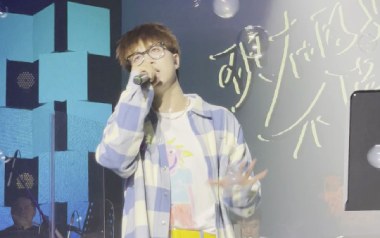 《吉他初恋吉他谱》刘大壮_C调扫弦版弹唱谱_高清六线谱
