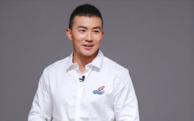 《因为有你吉他谱》刘畊宏_G调原版弹唱六线谱_高清图片谱