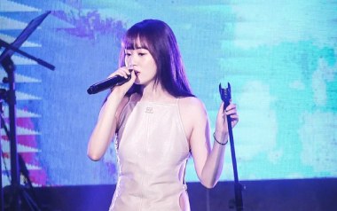 《你的轮廓吉他谱》叶琼琳_C调原版六线谱_弹唱教学视频