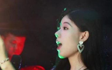 《悲伤的爱情吉他谱》任夏_G调弹唱六线谱_高清图片谱