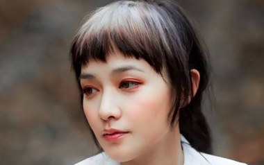《蓝旗袍吉他谱》范晓萱_A调原版弹唱六线谱_高清图片谱