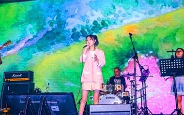 《绿色吉他谱》陈雪凝_C调原版六线谱_弹唱教学视频