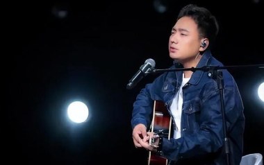 《不如见一面吉他谱》海来阿木_C调原版弹唱六线谱_高清图片谱