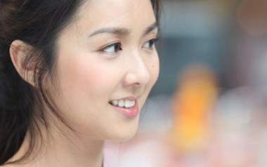 《一起老去吉他谱》薛凯琪/陈意涵_C调拍弦版弹唱谱_高清六线谱