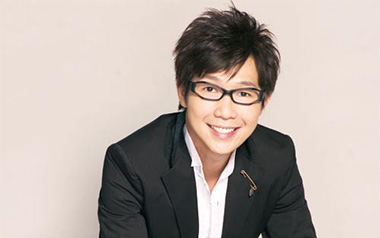 《门没锁吉他谱》品冠_G调六线谱_弹唱教学视频