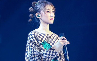 《白山茶吉他谱》陈雪凝_C调简单版弹唱六线谱_高清图片谱