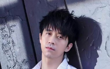 《第一次吉他谱》光良_A调原版弹唱六线谱_高清图片谱