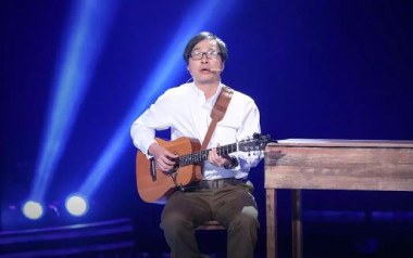 《苔吉他谱》梁俊_D简单版弹唱六线谱_高清图片谱