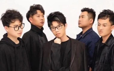 《梁家姑娘吉他谱》烟把儿乐队_C调扫弦版弹唱六线谱_高清图片谱