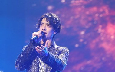《就在这瞬间吉他谱》郑云龙_C调弹唱六线谱_高清图片谱