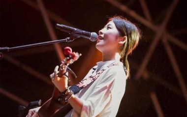 《我也不知为何流下了眼泪吉他谱》Jam_G调弹唱谱_高清六线谱