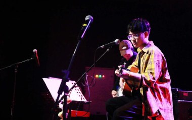 《星期四之歌吉他谱》孟凡明_C调弹唱六线谱_高清图片谱