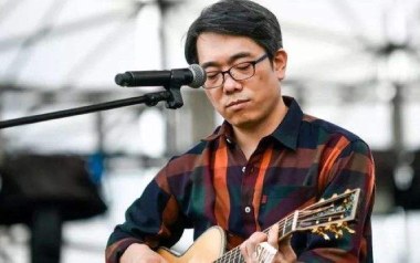 《世界吉他谱》张过年_C调原版弹唱六线谱_高清图片谱