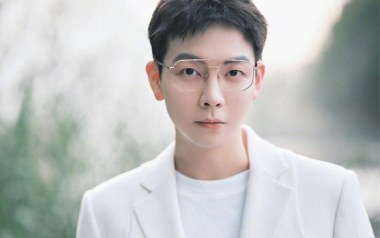 《爱情进化论吉他谱》胡夏_G调弹唱六线谱_高清图片谱