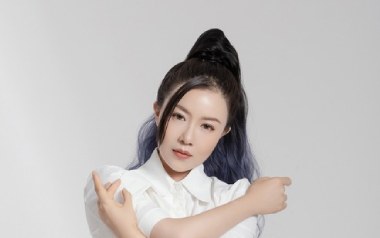 《笑纳吉他谱》花僮_笑纳G调原版弹唱六线谱_高清图片谱
