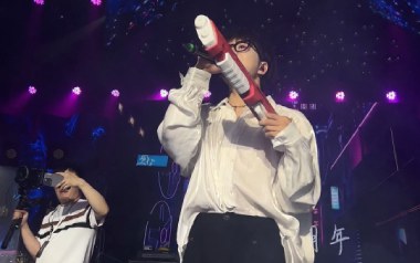 《吉他不及她吉他谱》刘大壮_C调原版弹唱谱_高清六线谱