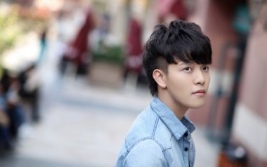 《甜不辣吉他谱》郑国锋/小凌_C调原版弹唱六线谱_高清图片谱