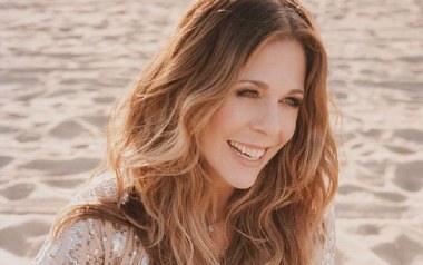 《Everybody Cries吉他谱》Rita Wilson_A调弹唱谱_高清六线谱