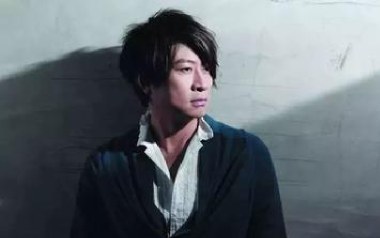 《爱一回伤一回吉他谱》游鸿明_F调原版弹唱六线谱_高清图片谱